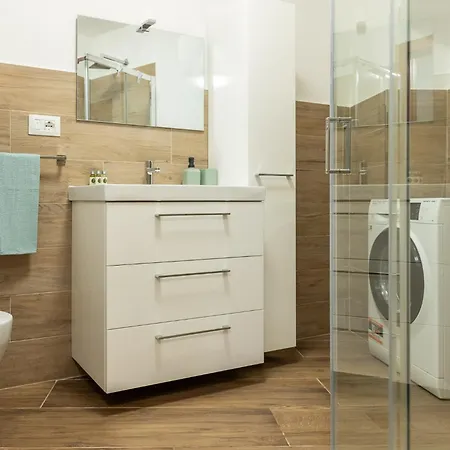 Luna House アパート *