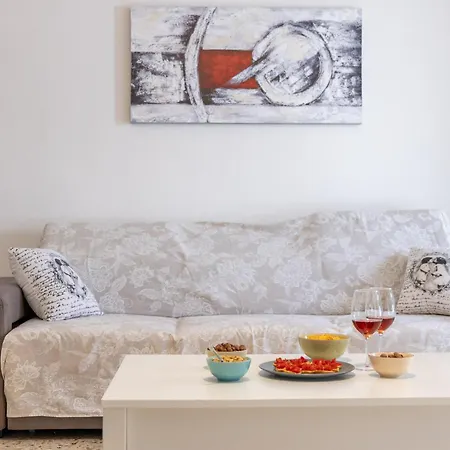 Luna House * カロヴィーニョ