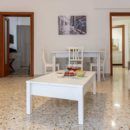 アパート Luna House *