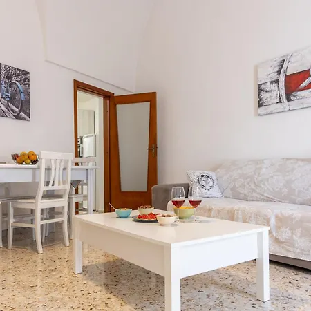 Daire Luna House *